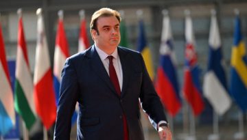 Πιερρακάκης: 600 νέες θέσεις κληρικών στα Πατριαρχεία και εκκλησίες ανά τον κόσμο