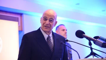 Νίκος Δένδιας στην πίτα του Επιμελητηρίου Αχαΐας: «Η Αχαΐα έχει όλα τα στοιχεία για ταχεία ανάπτυξη»