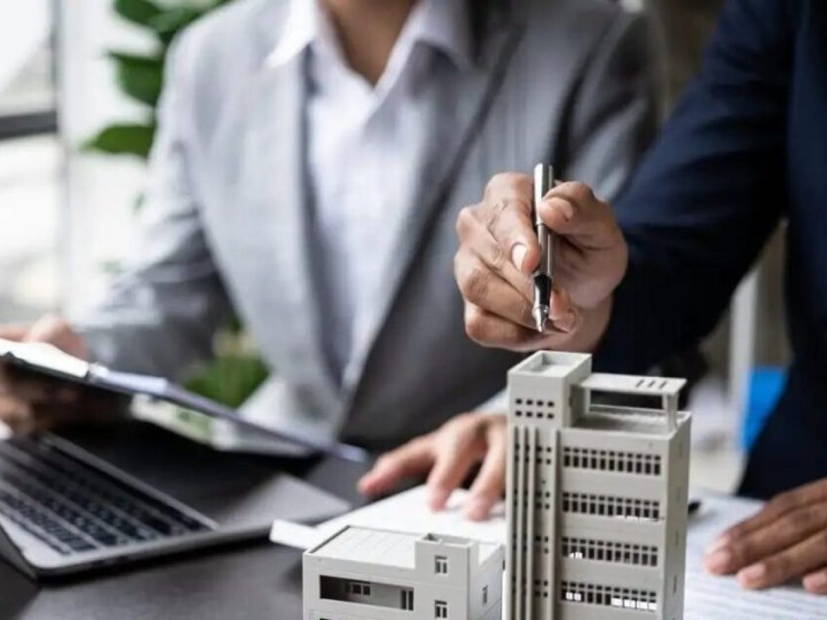 Άνοδος των πωλήσεων κατοικιών στο Μανχάταν λόγω χαμηλότερων επιτοκίων