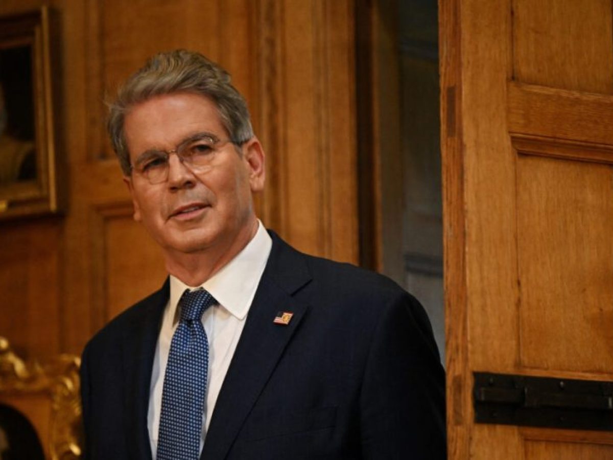 Οι ΗΠΑ εξετάζουν άρση κυρώσεων κατά της Βενεζουέλας για τις πωλήσεις πετρελαίου