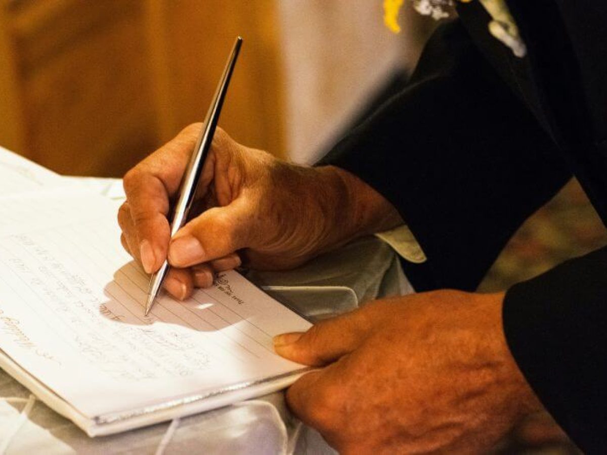 Πλασματικά έτη: Πώς γίνεται η εξαγορά