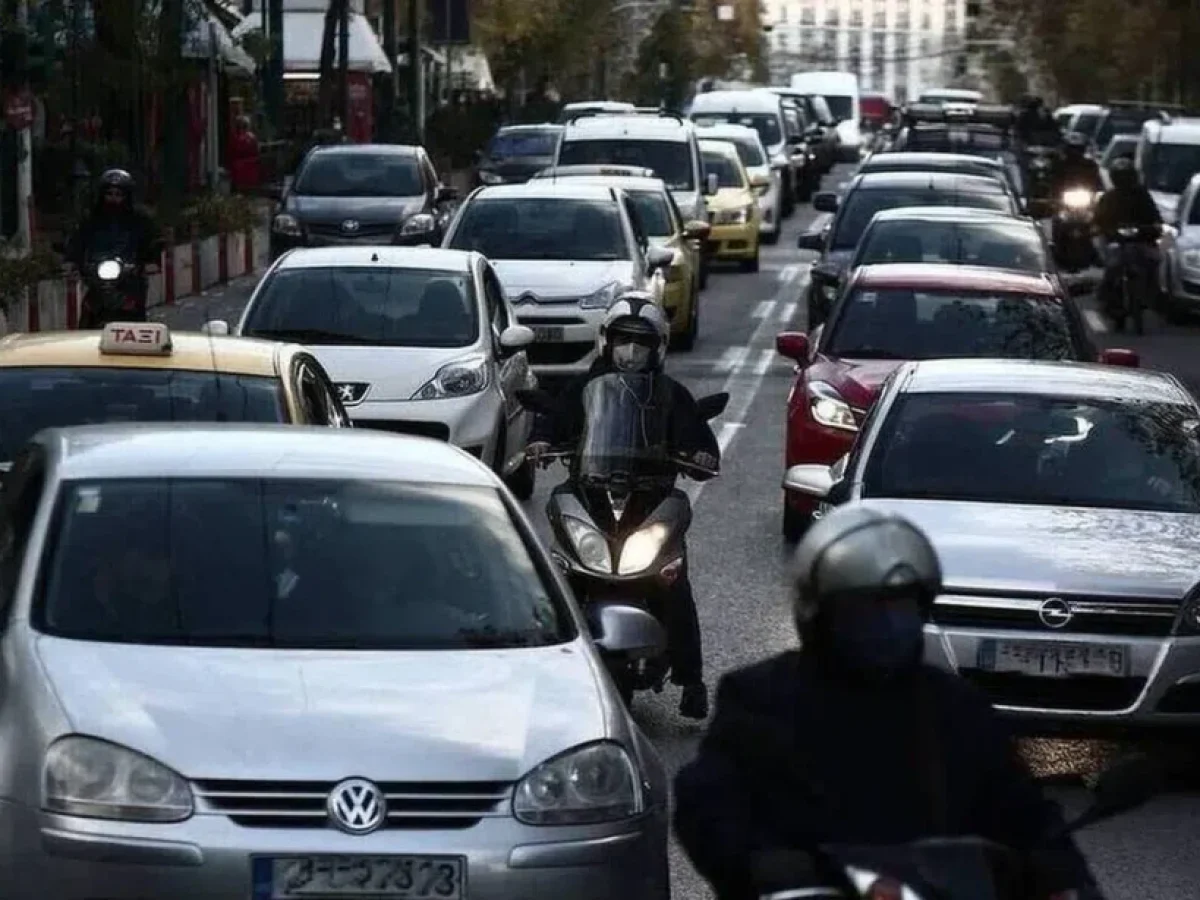 ΑΑΔΕ: Νέα ραβασάκια για ανασφάλιστα οχήματα και απλήρωτα τέλη κυκλοφοριας 2025