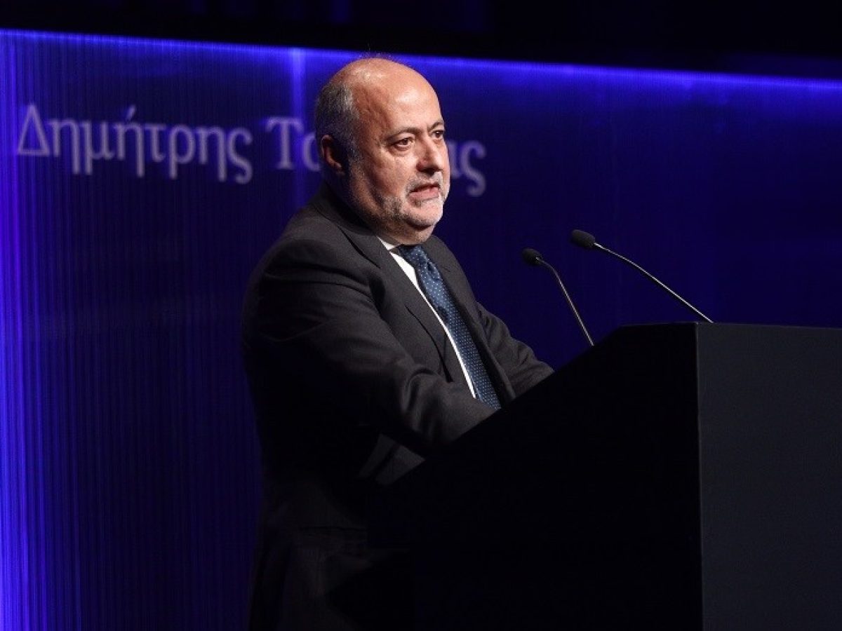 Τσιόδρας: Συνάντηση εργασίας με στελέχη των μεγαλύτερων εταιρειών καλλυντικών