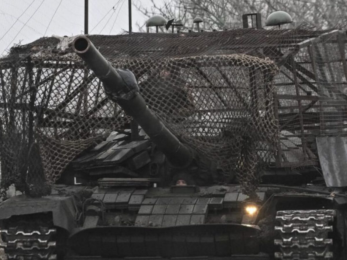 Ευρωπαϊκό δάνειο 90 δισ. ευρώ στην Ουκρανία – «Αγοράστε όπλα από μας» λέει η ΕΕ