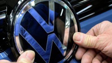 Volkswagen: Skoda, Seat και Cupra θα μειώσουν θέσεις στο ΔΣ για εξοικονόμηση χρημάτων
