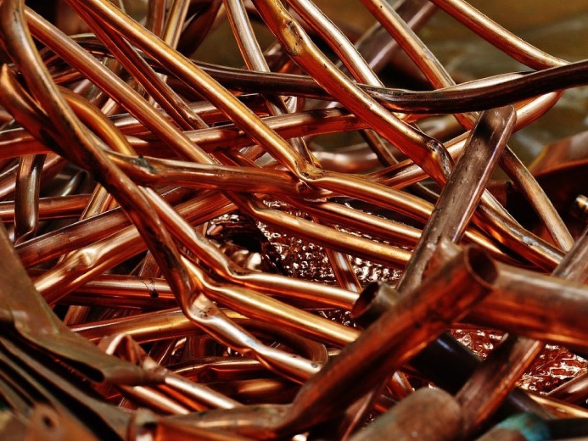 Προς νέο υψηλό ρεκόρ σκαρφαλώνουν οι τιμές του χαλκού