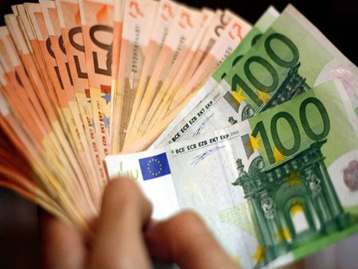 Γιατί περιμένουμε αύξηση των καταθέσεων το 2026