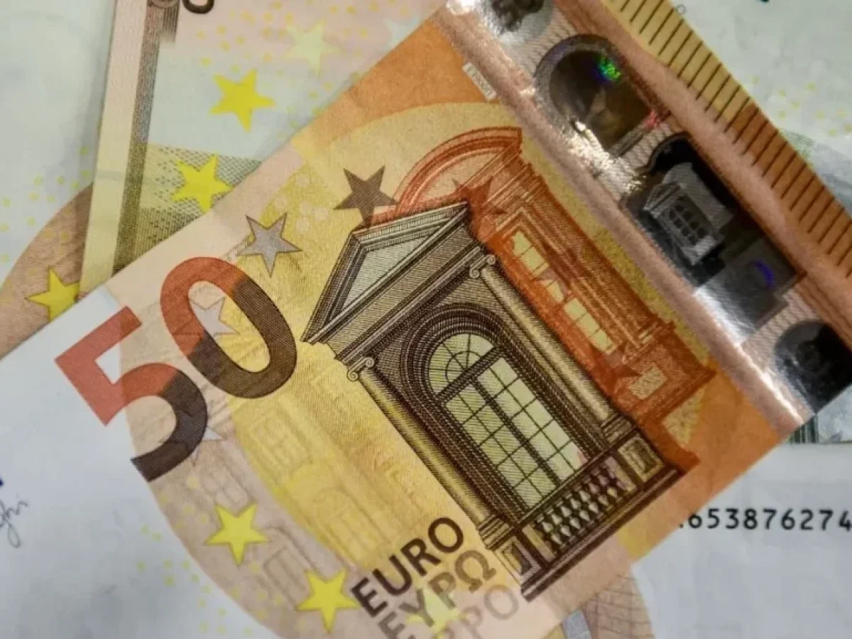 Νέα έκδοση εντόκων γραμματίων του ελληνικού Δημοσίου με εξάμηνη διάρκεια