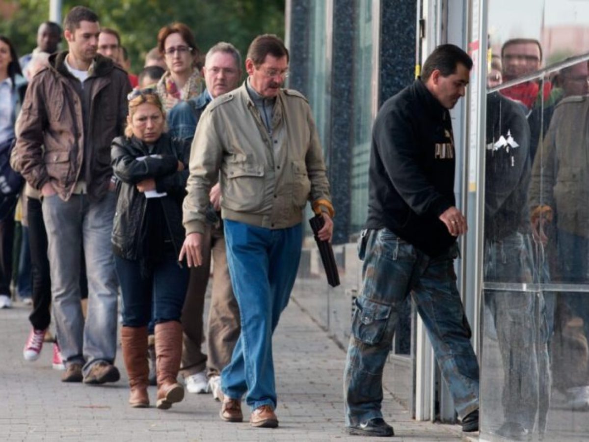 Νέο πρόγραμμα της ΔΥΠΑ για προσλήψεις με 100% επιδότηση μισθού και εισφορών για 12 μήνες – Ποιες επιχειρήσεις αφορά