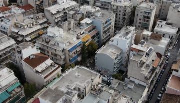 Reuters: Η στεγαστική κρίση αφήνει πίσω τους νέους στην Ελλάδα