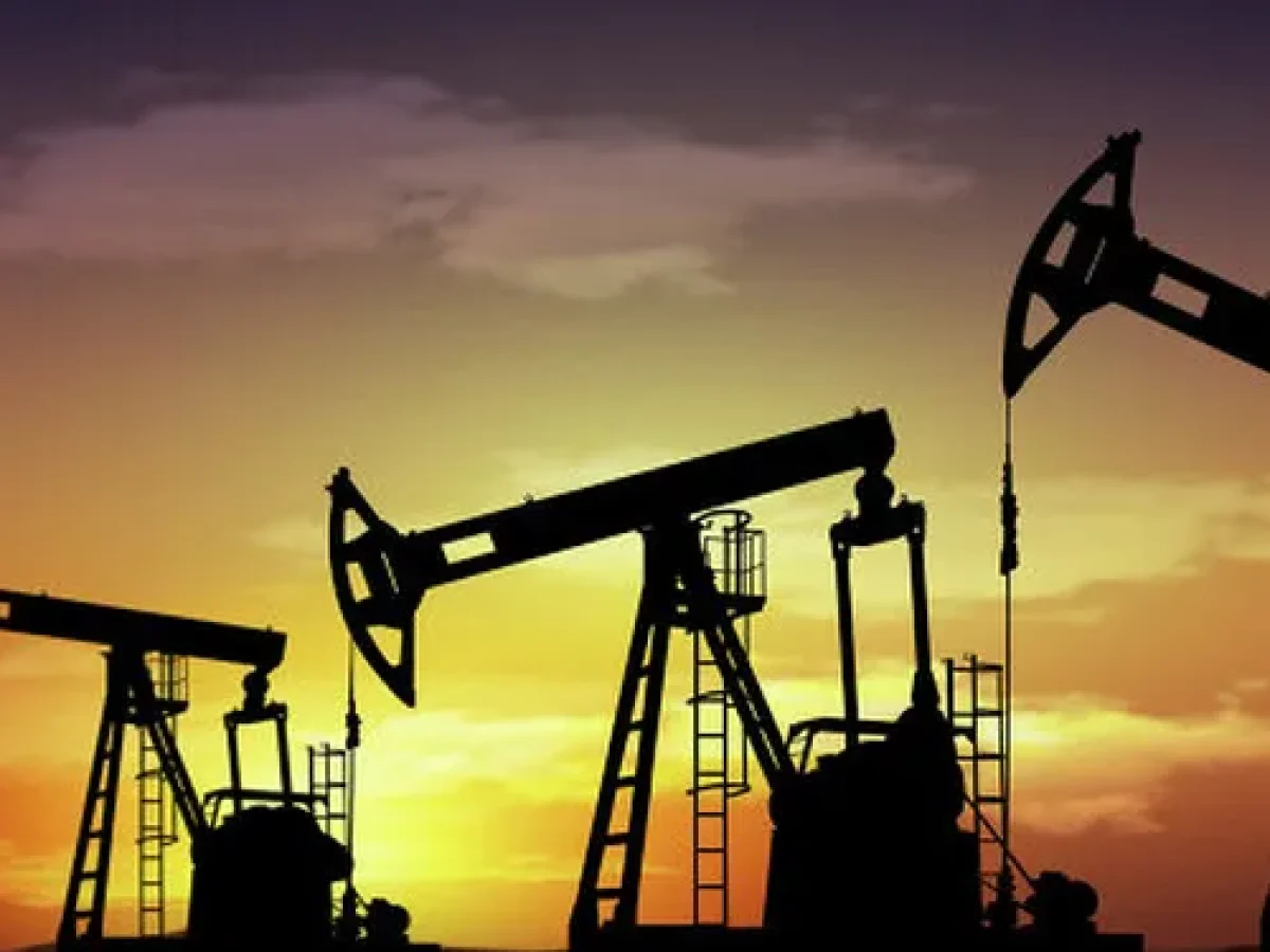 Υποχωρούν πάνω από 4% οι τιμές του πετρελαίου, μετά τις καθησυχαστικές δηλώσεις του Τραμπ για Ιράν