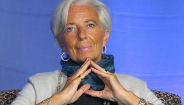 ΕΚΤ: Επιτάχυνση της αύξησης των μισθών το β’ εξάμηνο – Σήμα για σταθερά επιτόκια