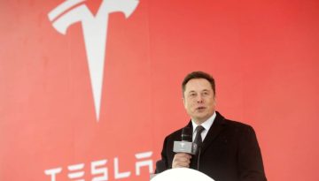 Δικαστική «ήττα» για την Tesla – Γιατί καλείται να πληρώσει 243 εκατ. δολάρια 