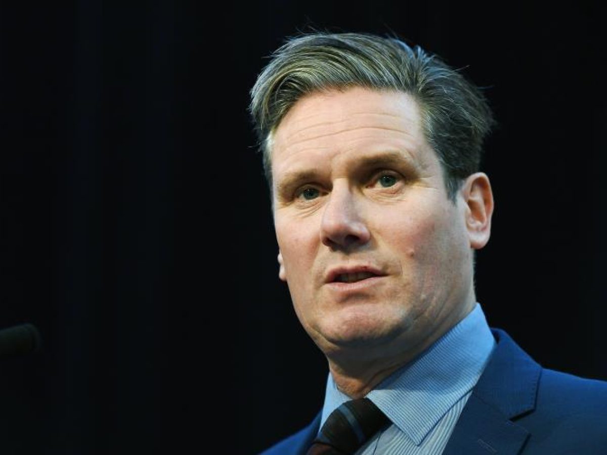 Στάρμερ: Πιέσεις σε στερλίνα και gilts από την υπόθεση Μάντελσον – «50-50» οι πιθανότητες αποχώρησης