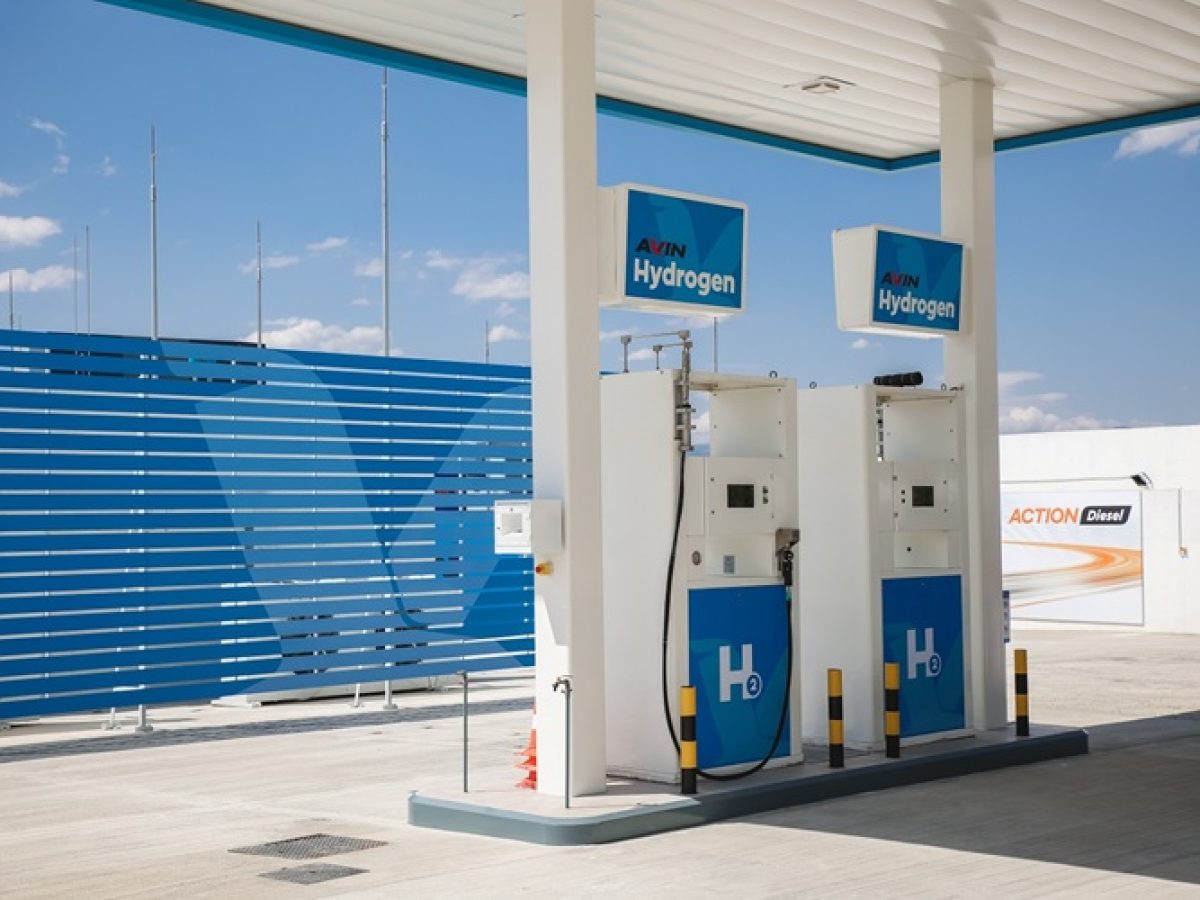 Στα ύψη τα καύσιμα: Νέο κύμα ανατιμήσεων σε αμόλυβδη και πετρέλαιο κίνησης 