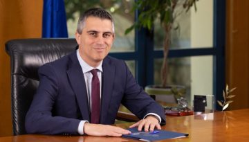 &Chi;&rho;ί&sigma;&tau;&omicron;&sigmaf; &Delta;ή&mu;&alpha;&sigmaf;: &Omicron;&delta;&iota;&kappa;&omicron;ί &kappa;ό&mu;&beta;&omicron;&iota; &Sigma;&kappa;&alpha;&rho;&alpha;&mu;&alpha;&gamma;&kappa;ά, &Mu;&epsilon;&tau;&alpha;&mu;ό&rho;&phi;&omega;&sigma;&eta;&sigmaf; &kappa;&alpha;&iota; &Gamma;&rho;&alpha;&mu;&mu;ή 4 &tau;&omicron;&upsilon; &Mu;&epsilon;&tau;&rho;ό &sigma;&tau;&omicron; &epsilon;&pi;ί&kappa;&epsilon;&nu;&tau;&rho;&omicron; &tau;&omicron;&upsilon; &sigma;&chi;&epsilon;&delta;&iota;&alpha;&sigma;&mu;&omicron;ύ