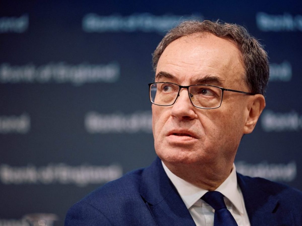 Τράπεζα Αγγλίας: Διατηρεί αμετάβλητα τα επιτόκια στο 3,75% – Ανοικτό το ενδεχόμενο μείωσης εντός του έτους