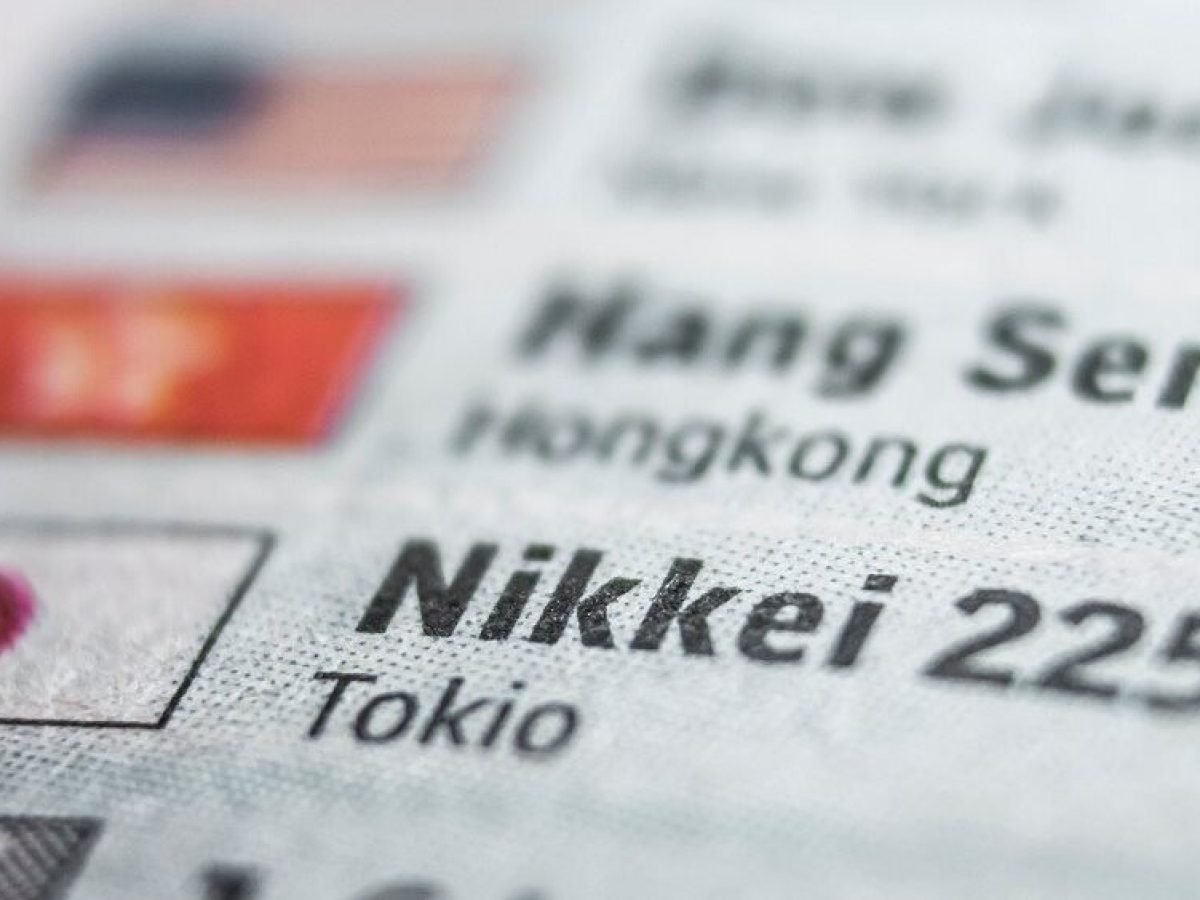 Ράλι στις ασιατικές αγορές με “αέρα” Τακαΐτσι: Ξεπέρασε για πρώτη φορά τις 57.000 μονάδες ο Nikkei 225