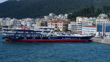 Υπογραφή σύμβασης από τον ΔΕΔΔΗΕ για την κατασκευή τριών θέσεων ηλεκτροδότησης πλοίων από ξηράς στον Λιμένα Ηγουμενίτσας
