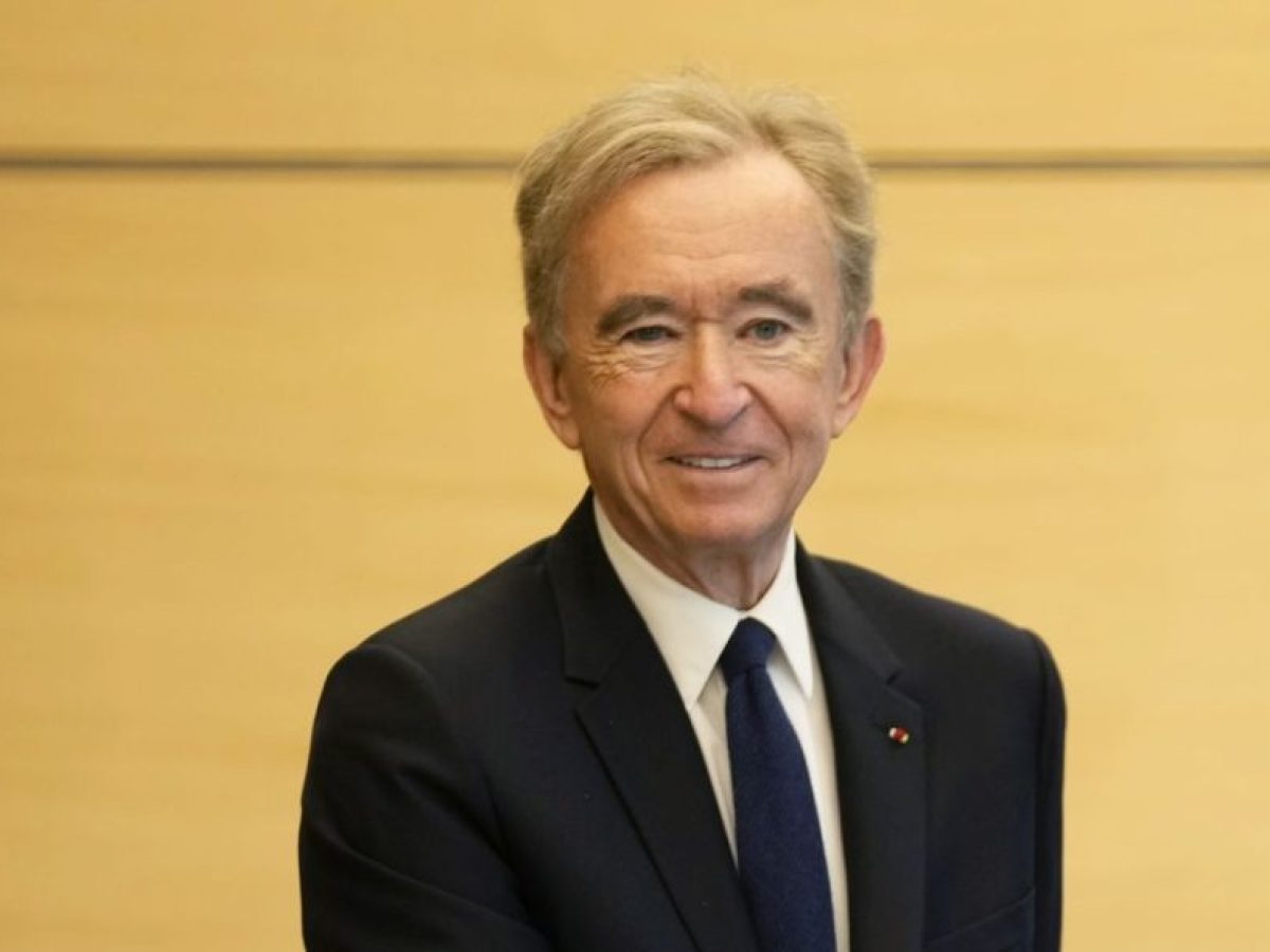 Ο Μπερνάρ Αρνό σε “μελαγχολία πολυτέλειας”