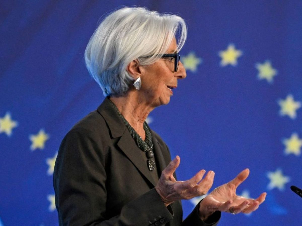 Financial Times: Πρόωρη αποχώρηση από την ΕΚΤ εξετάζει η Λαγκάρντ