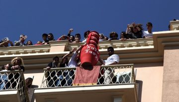 &Delta;ώ&rho;&omicron; &Pi;ά&sigma;&chi;&alpha; 2026 &pi;ό&tau;&epsilon; &mu;&pi;&alpha;ί&nu;&epsilon;&iota;: &Tau;&iota; &alpha;&lambda;&lambda;ά&zeta;&epsilon;&iota; &phi;έ&tau;&omicron;&sigmaf;