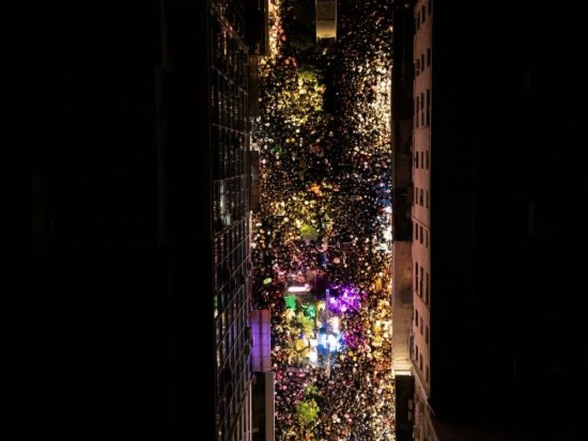 Tsiknoparty ΜΑΛΑΜΑΤΙΝΑ: 10.000+ στη Θεσσαλονίκη – Οι γιορτές της ΜΑΛΑΜΑΤΙΝΑ γίνονται θεσμός