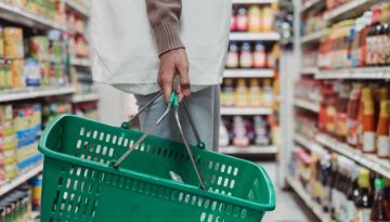 ΙΜΕ ΓΣΕΒΕΕ: Μόλις για 18 ημέρες επαρκεί ο μισθός