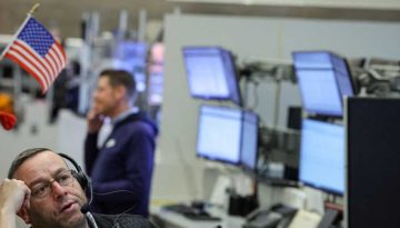 Wall Street: Οριακά κέρδη για τον S&P 500 με «βαρίδι» τις απώλειες στον κλάδο λογισμικού