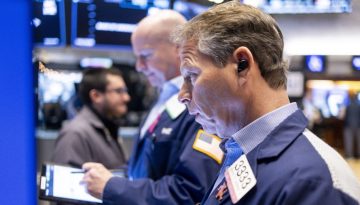 Dow Jones: Για πρώτη φορά πάνω από τις 50.000 μονάδες