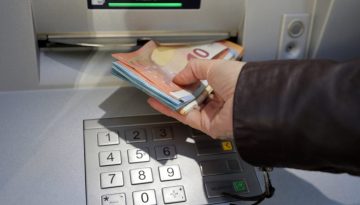 e-ΕΦΚΑ – ΔΥΠΑ: Ποια επιδόματα πληρώνονται έως Παρασκευή
