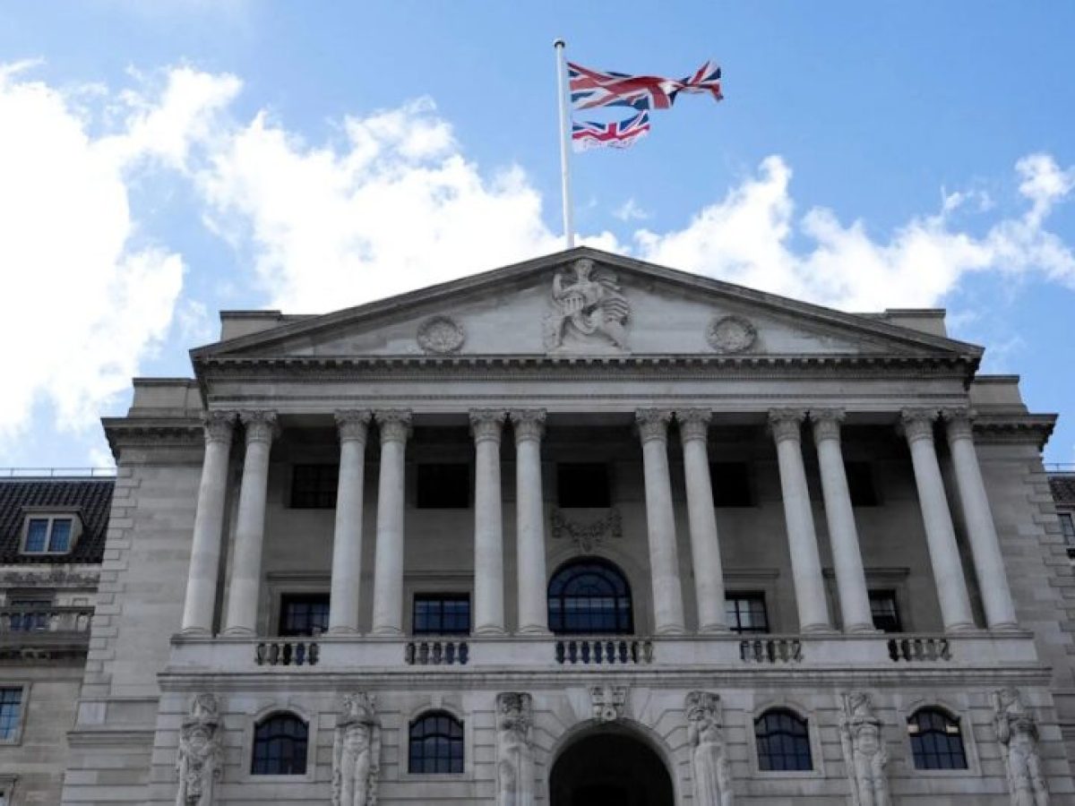 Η ανεργία στο Ηνωμένο Βασίλειο «σινιάλο» για μειώσεις επιτοκίων από την Κεντρική Τράπεζα