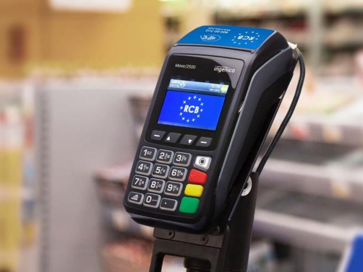 Πρόστιμο 1.000 ευρώ σε ψιλικατζίδικο επειδή δεν ενημέρωνε για αποδοχή καρτών