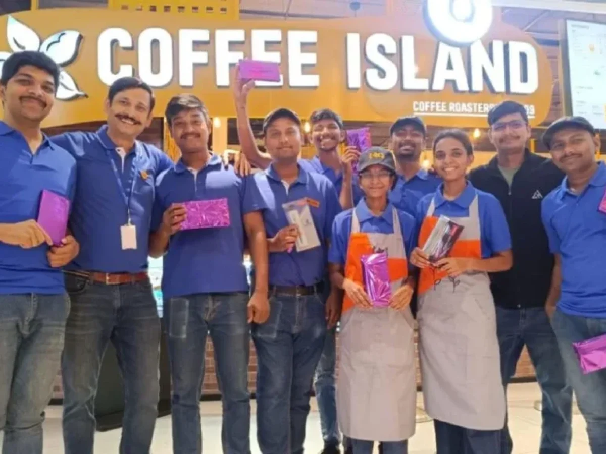 «Απόβαση» πατρινού brand στην Ινδία – Το στοίχημα της Coffee Island σε μια αγορά δισεκατομμυρίων
