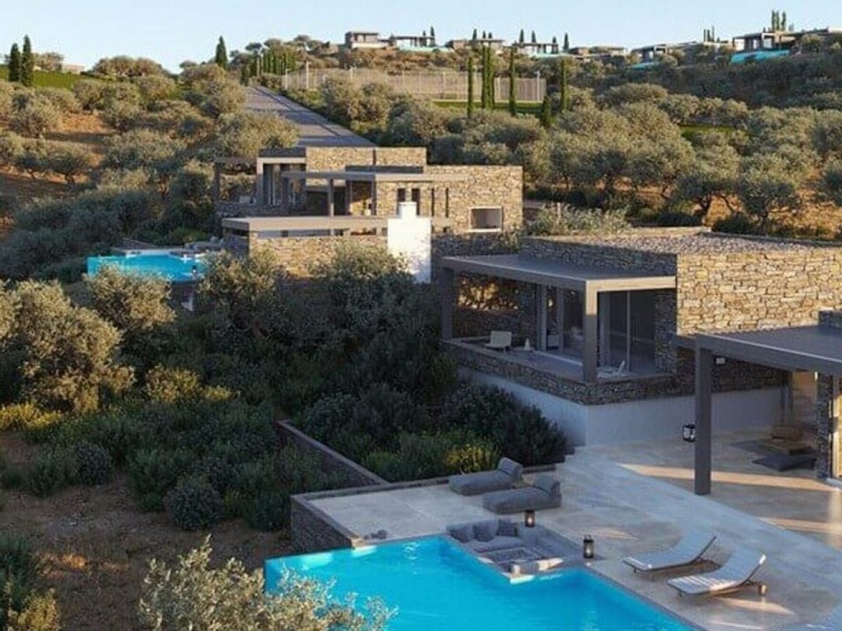 Επενδυτικός πυρετός στον τουρισμό: Νάξος, Χερσόνησος, Κέρκυρα και επένδυση μαμούθ  200 εκατ. ευρώ στη Φθιώτιδα