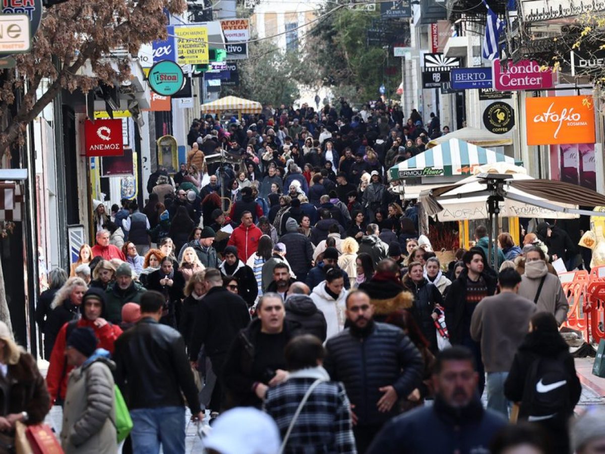 Πώς προγραμματίζουν οι καταναλωτές τις αγορές τους μετά τις γιορτές