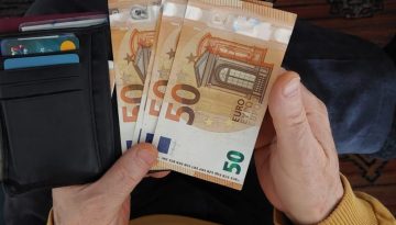 ΟΠΕΚΑ: Την Παρασκευή οι καταβολές επιδομάτων ύψους 196.967.953 ευρώ – Ποιοι είναι οι δικαιούχοι