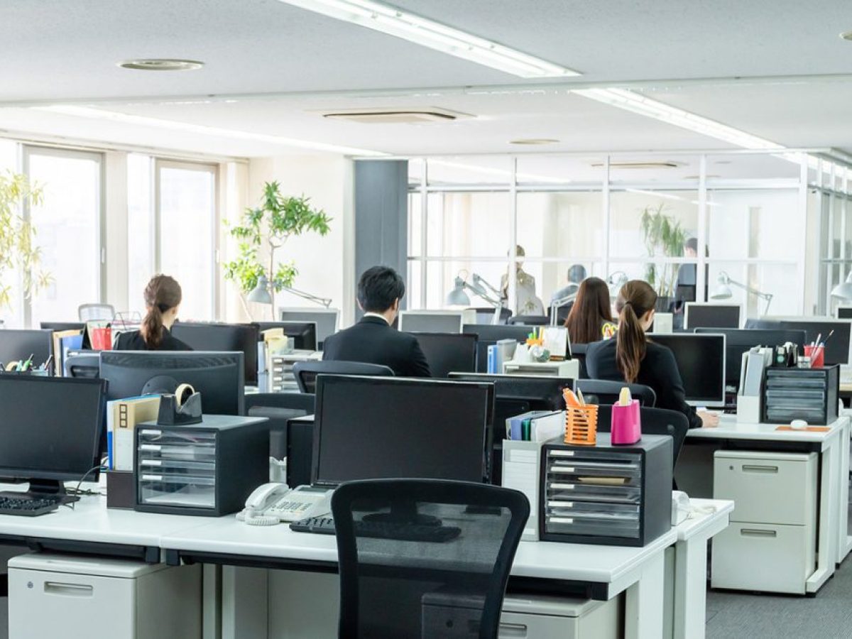 Αγορά εργασίας: Απώλειες το 2025 με περισσότερες αποχωρήσεις από προσλήψεις, δείχνουν στοιχεία Εργάνης