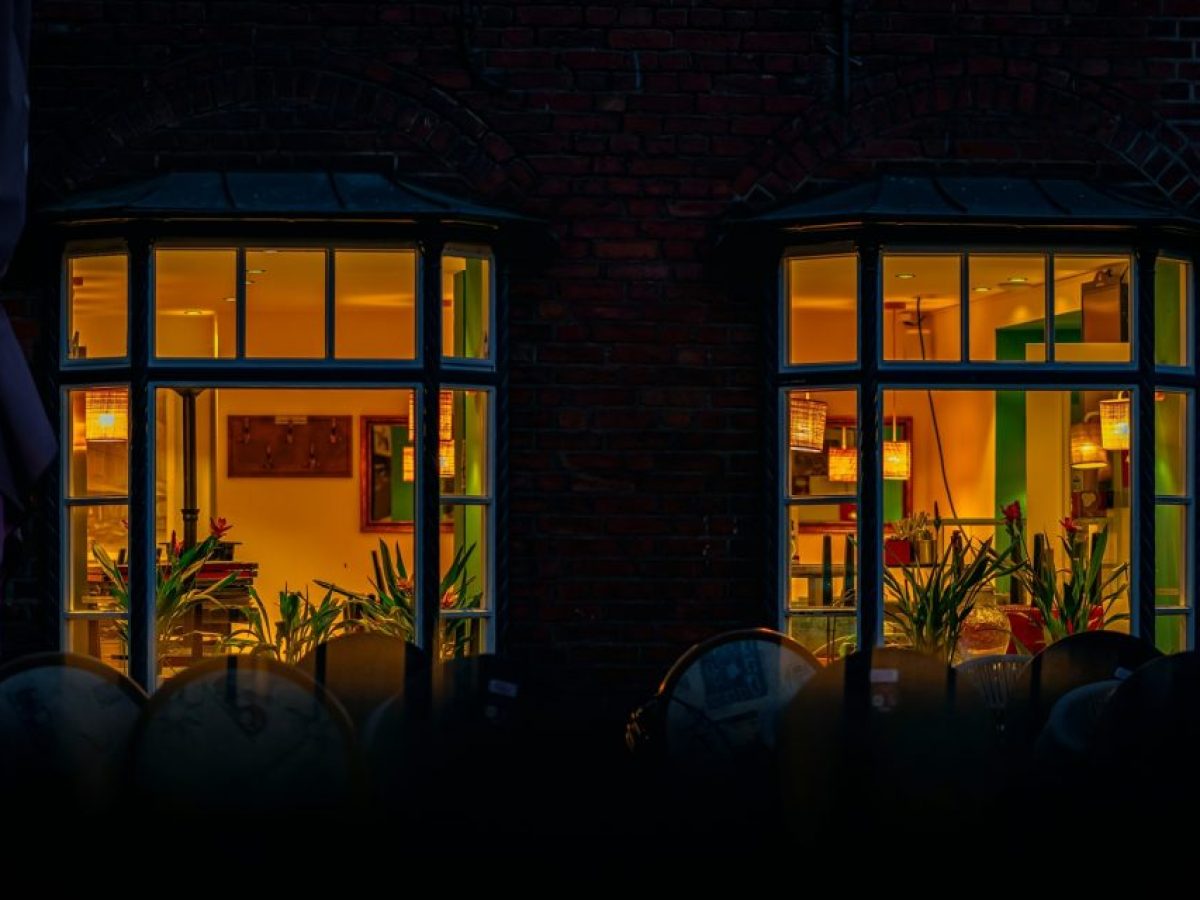 «Πορτοκαλί» τιμολόγιο ρεύματος από 1η Απριλίου: Προϋπόθεση ο έξυπνος μετρητής, έως 18% χαμηλότερες χρεώσεις