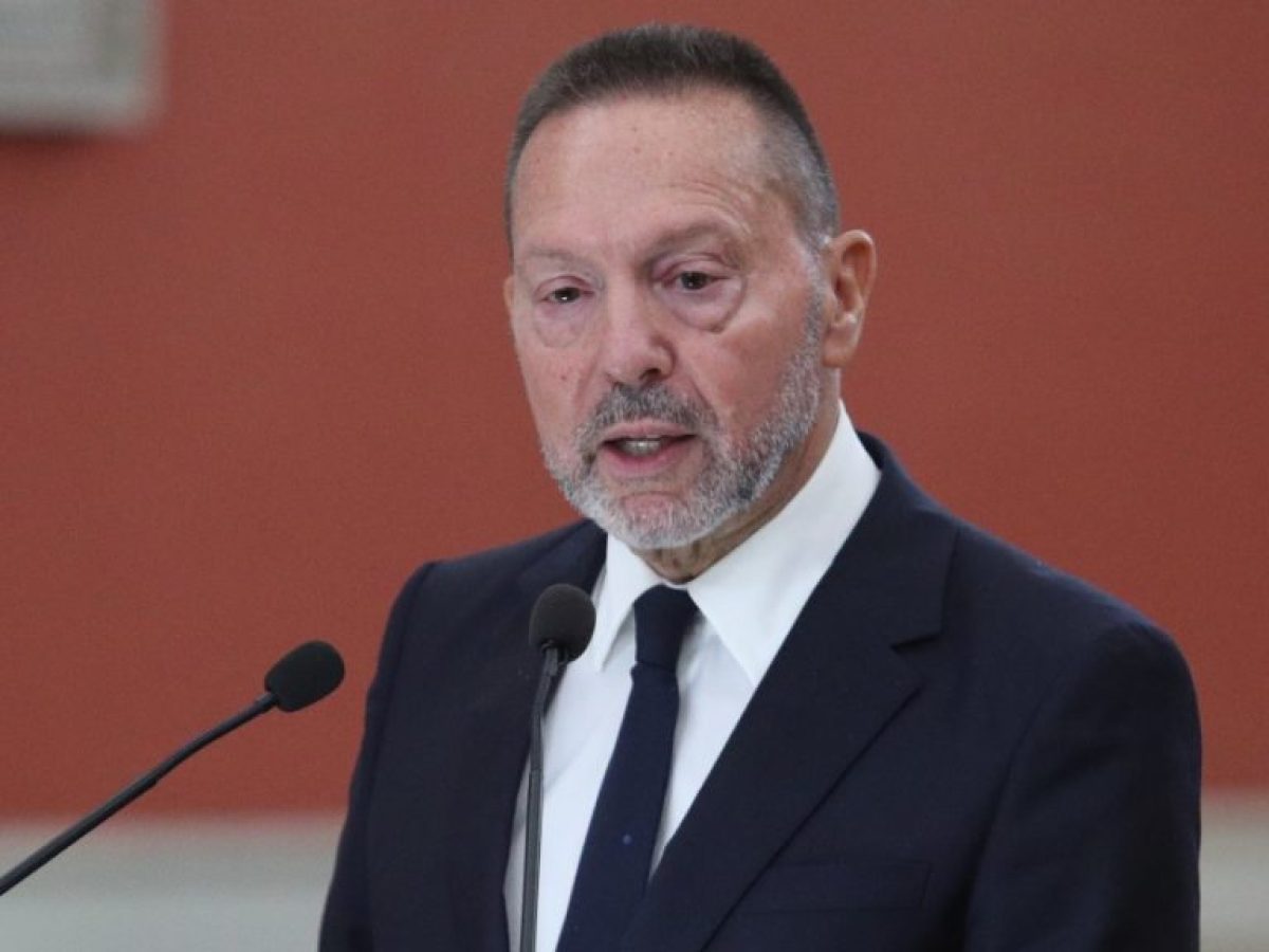 Στουρνάρας στο Politico: “Καμία εξάρτηση από την ρωσική βιομηχανία πετρελαίου για την ελληνική οικονομία”