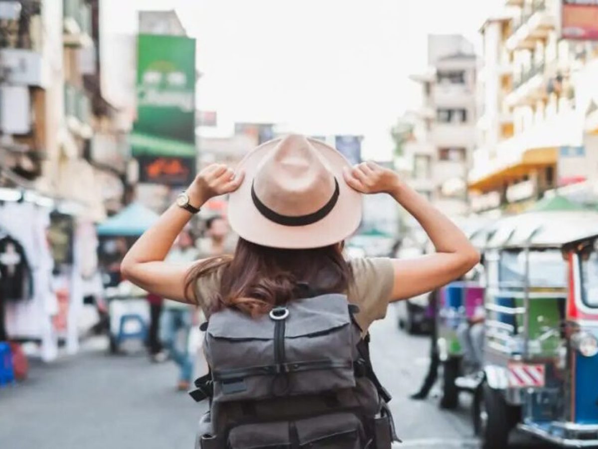 Τα ρεκόρ της Ελλάδας στον τουρισμό με όρους αφίξεων και εισπράξεων και οι τάσεις παγκοσμίως