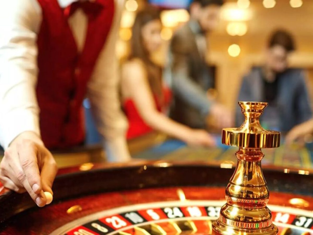 Νομοσχέδιο κατά του παράνομου τζόγου: Έρχεται «κατέβασμα» παράνομων site, πρόστιμα έως 50.000 για διαφημίσεις και λουκέτα καταστημάτων