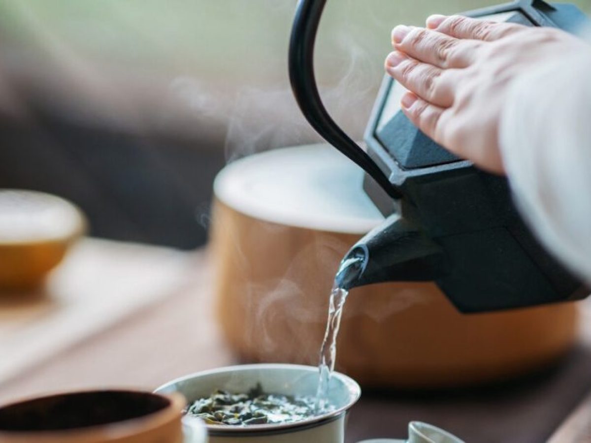 Κίνα: Στόχος 1,5 τρισ. γουάν για τη βιομηχανία τσαγιού έως το 2030