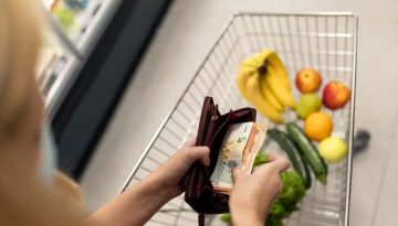 Στο 2,9% «κλείδωσε» ο πληθωρισμός στην Ελλάδα τον Ιανουάριο, στο 1,7% στην ευρωζώνη