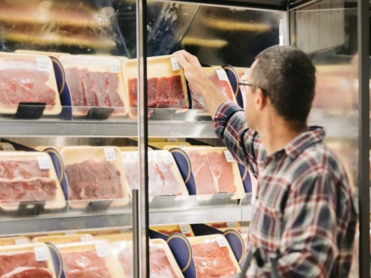 Πάτησε «φρένο» ο πληθωρισμός τον Ιανουάριο – Στα ύψη όμως οι τιμές ενοικίων και τροφίμων, με νέο «άλμα» για το μοσχάρι