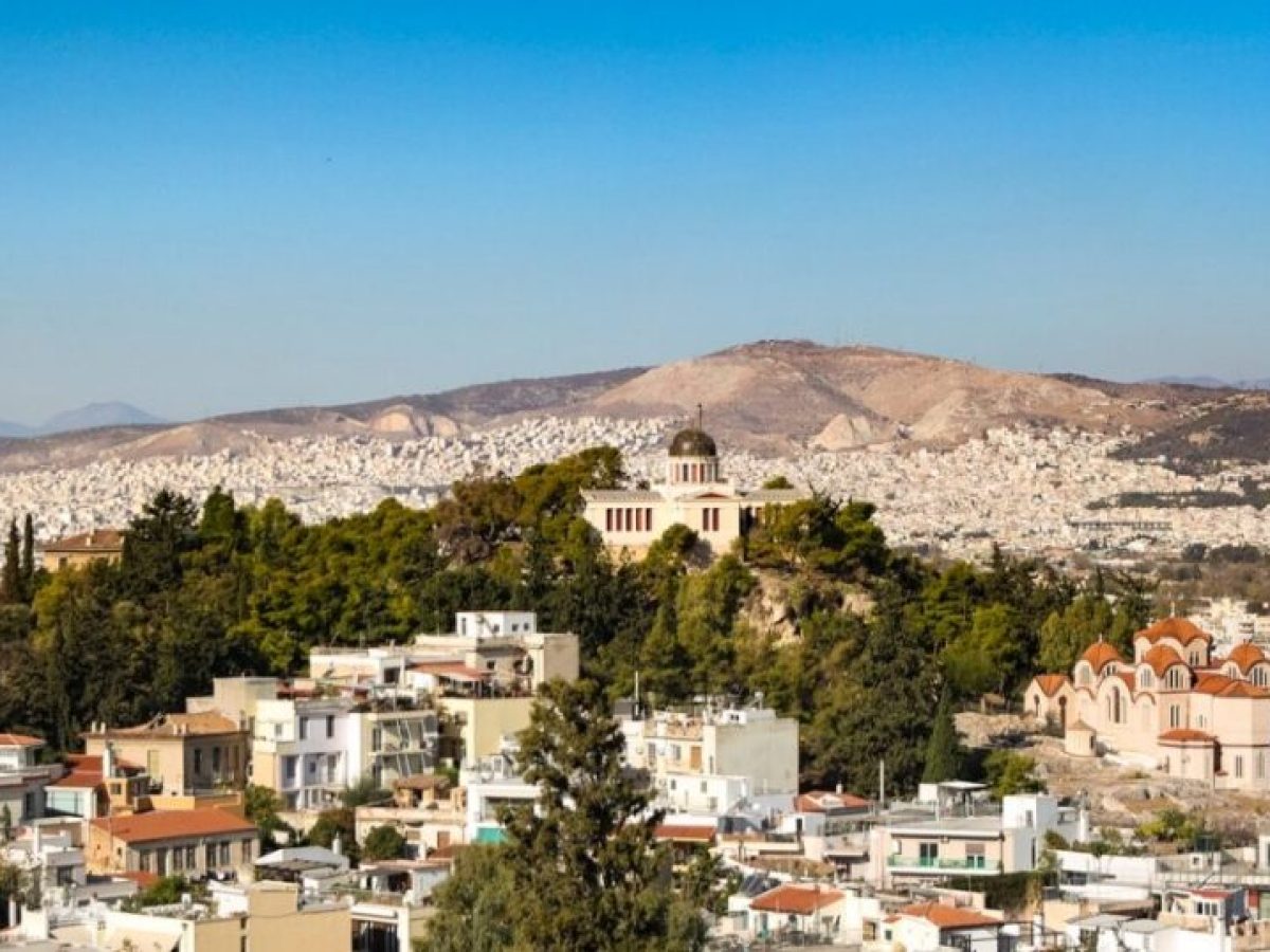 Ενοίκια, Airbnb και ιδιοκτησία: Τα διλήμματα φοιτητών και νέων εργαζόμενων για τη στέγη