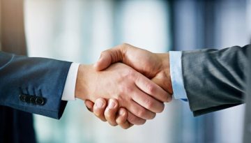 Νέα deals στην Ελλάδα, με κινητικότητα και στη μεσαία κεφαλαιοποίηση προβλέπει για το 2026 η Bain & Company
