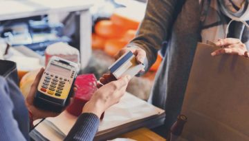 &Alpha;&upsilon;&xi;ή&theta;&eta;&kappa;&epsilon; &kappa;&alpha;&tau;ά 2% &omicron; &tau;&zeta;ί&rho;&omicron;&sigmaf; &tau;&omega;&nu; &epsilon;&pi;&iota;&chi;&epsilon;&iota;&rho;ή&sigma;&epsilon;&omega;&nu; &lambda;&iota;&alpha;&nu;&epsilon;&mu;&pi;&omicron;&rho;ί&omicron;&upsilon; &tau;&omicron; 2025, &sigma;&tau;&alpha; 74,850 &delta;&iota;&sigma;. &epsilon;&upsilon;&rho;ώ