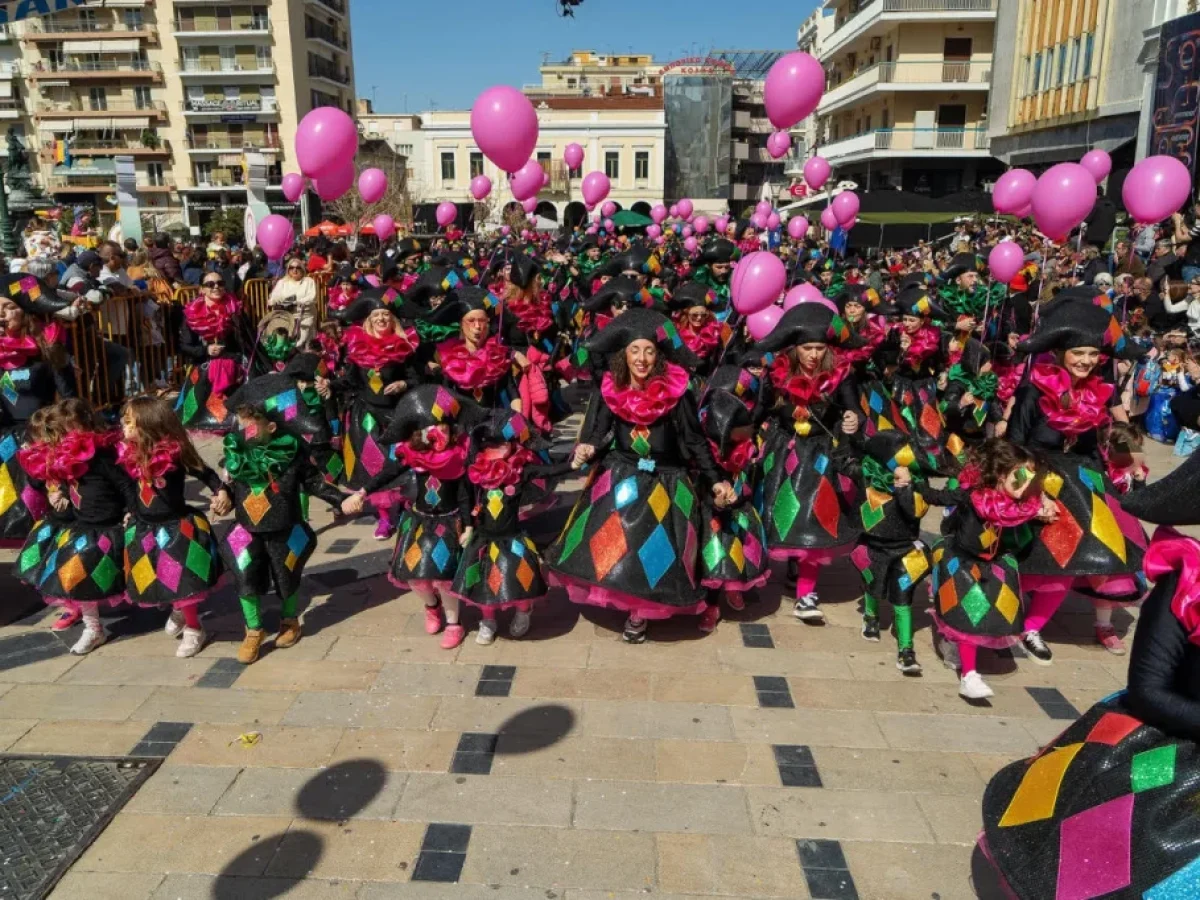 Καρναβάλι των Μικρών με πληρότητες 80%: «Ανάσα» από τα 20.000 παιδιά
