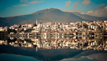 ΥΠΟΙΚ: Ανάπλαση παραλίμνιας ζώνης Καστοριάς, ύψους 6,65 εκατ. ευρώ